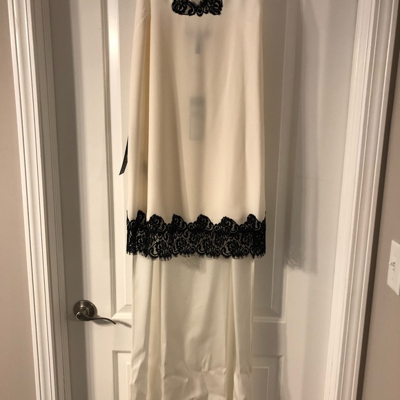 BCBG dress - Picture 2 of 3